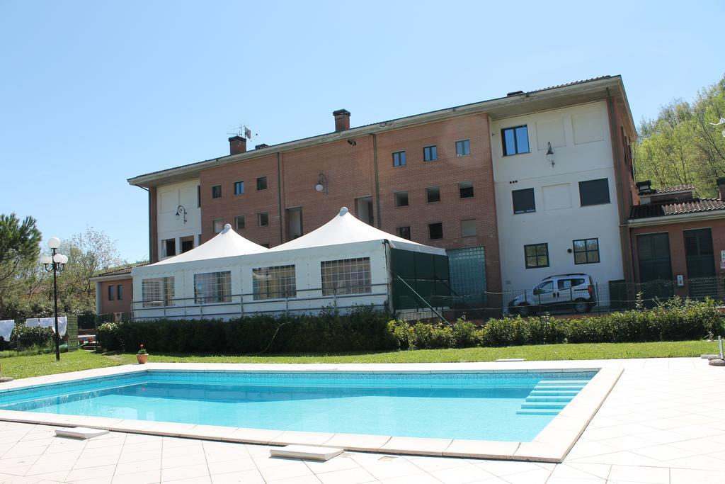 Residence La Piscina Isola del Gran Sasso dʼItalia Eksteriør bilde