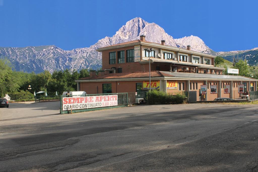 Residence La Piscina Isola del Gran Sasso dʼItalia Eksteriør bilde