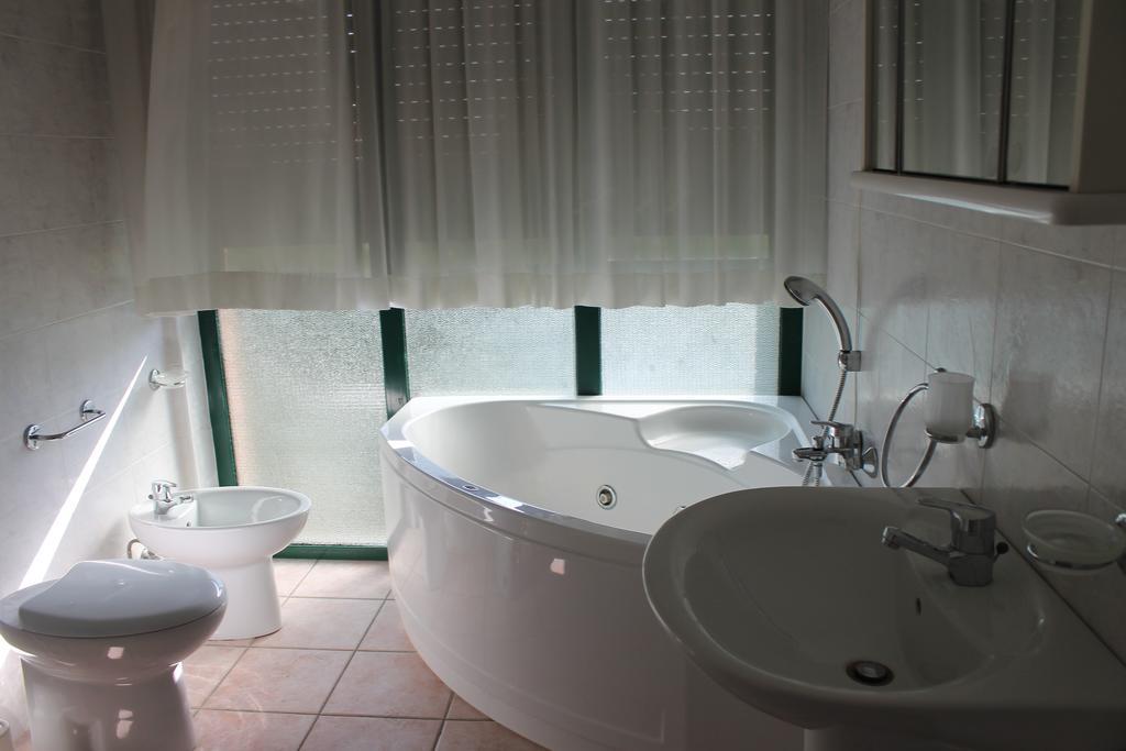 Residence La Piscina Isola del Gran Sasso dʼItalia Eksteriør bilde
