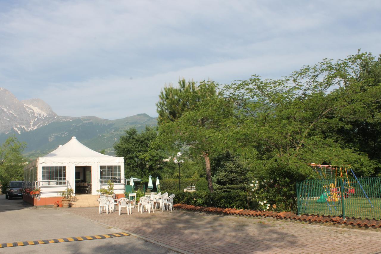 Residence La Piscina Isola del Gran Sasso dʼItalia Eksteriør bilde